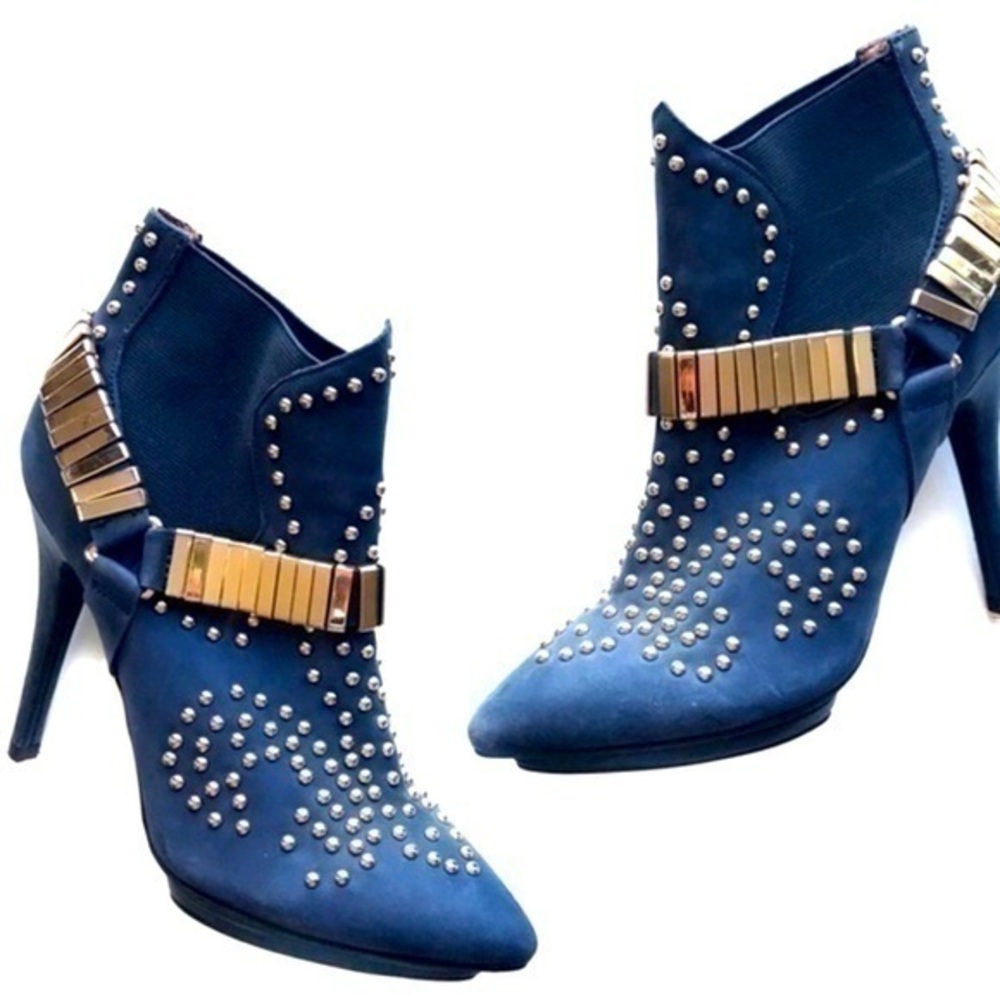 Jeffrey Campbell Blue Leather Studded Boots Size 6 Bootie Volpe gently preloved